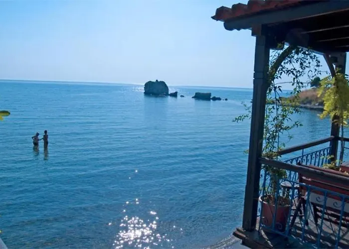 Nea Potidea. Appartamento *